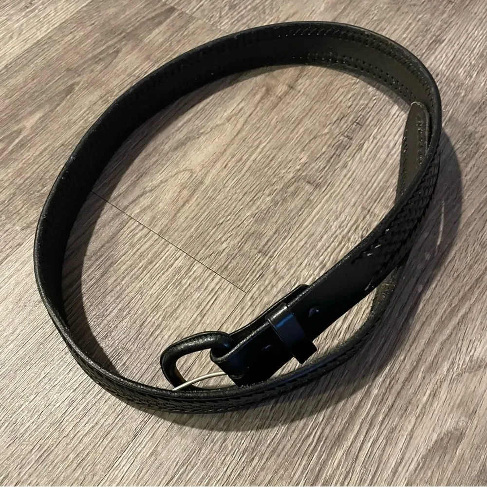 VINTAGE Black Genuine Leather Braided Embossed Belt Size 40